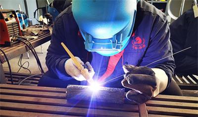 保定哪個(gè)學(xué)校有短期焊工培訓(xùn)？   