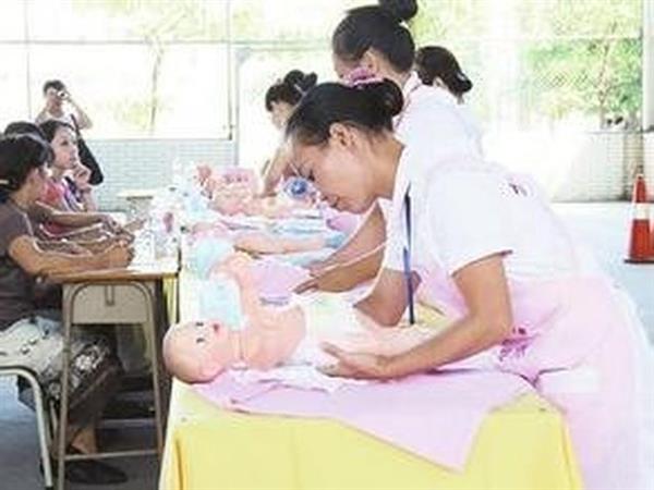 在菏澤市東華職業(yè)培訓(xùn)學(xué)校學(xué)習(xí)家政護(hù)理專業(yè)靠譜嗎？