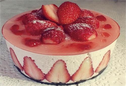 在濟(jì)寧西點(diǎn)培訓(xùn)學(xué)校學(xué)蛋糕制作需要多久？