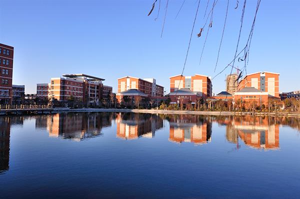 開封文化藝術(shù)職業(yè)學(xué)院怎么樣？