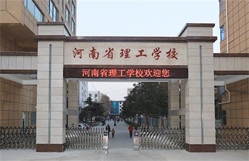  學汽修要多久才能學會？