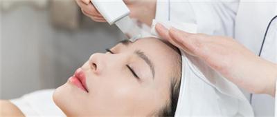 在衡水去哪所美容學(xué)校好？   