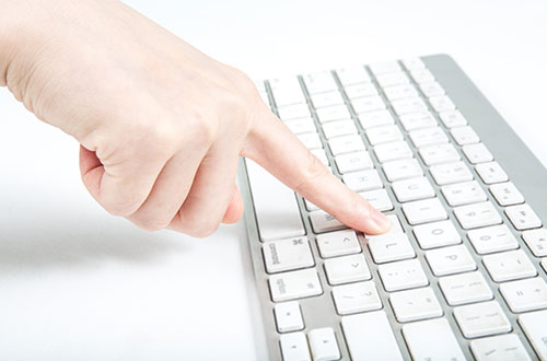 保定宏遠(yuǎn)計(jì)算機(jī)職業(yè)培訓(xùn)學(xué)校辦學(xué)正規(guī)嗎？