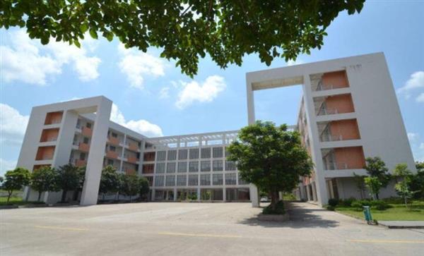 濟(jì)南計(jì)算機(jī)學(xué)校有哪些？