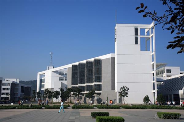 日照職業(yè)技術(shù)學(xué)院飛行器制造技術(shù)專業(yè)都會學(xué)習(xí)哪些課程？