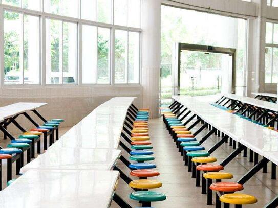 山東職業(yè)學(xué)院是一所什么樣的學(xué)校？