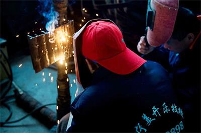 濟寧美開樂技校有電工專業(yè)嗎？   