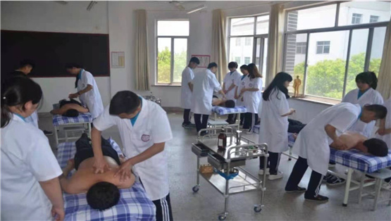 山東哪個學(xué)校有護(hù)理專業(yè)？